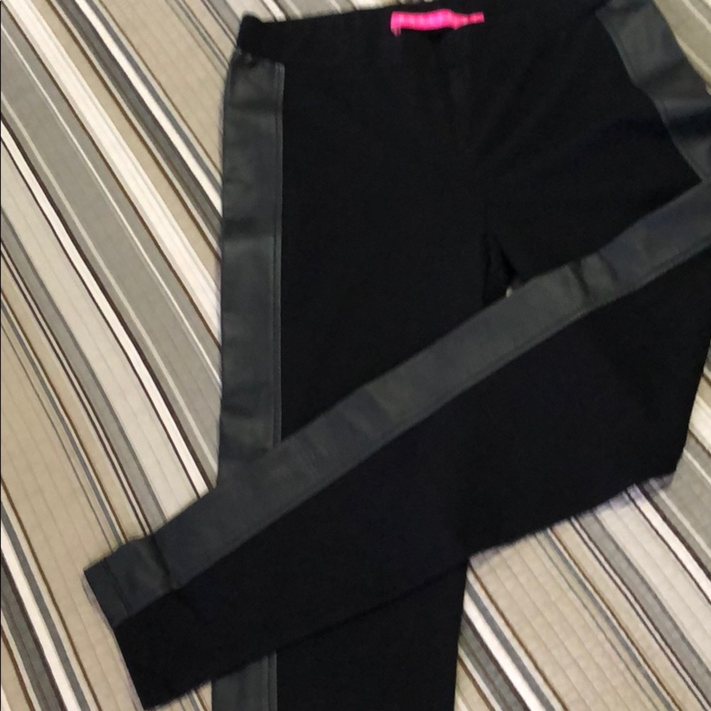 Tinseltown Black Leggings Large